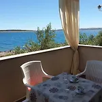 Apartment Summertime
