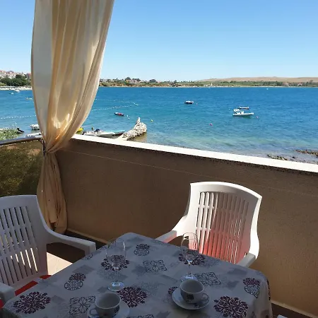 Summertime Apartmán Povljana